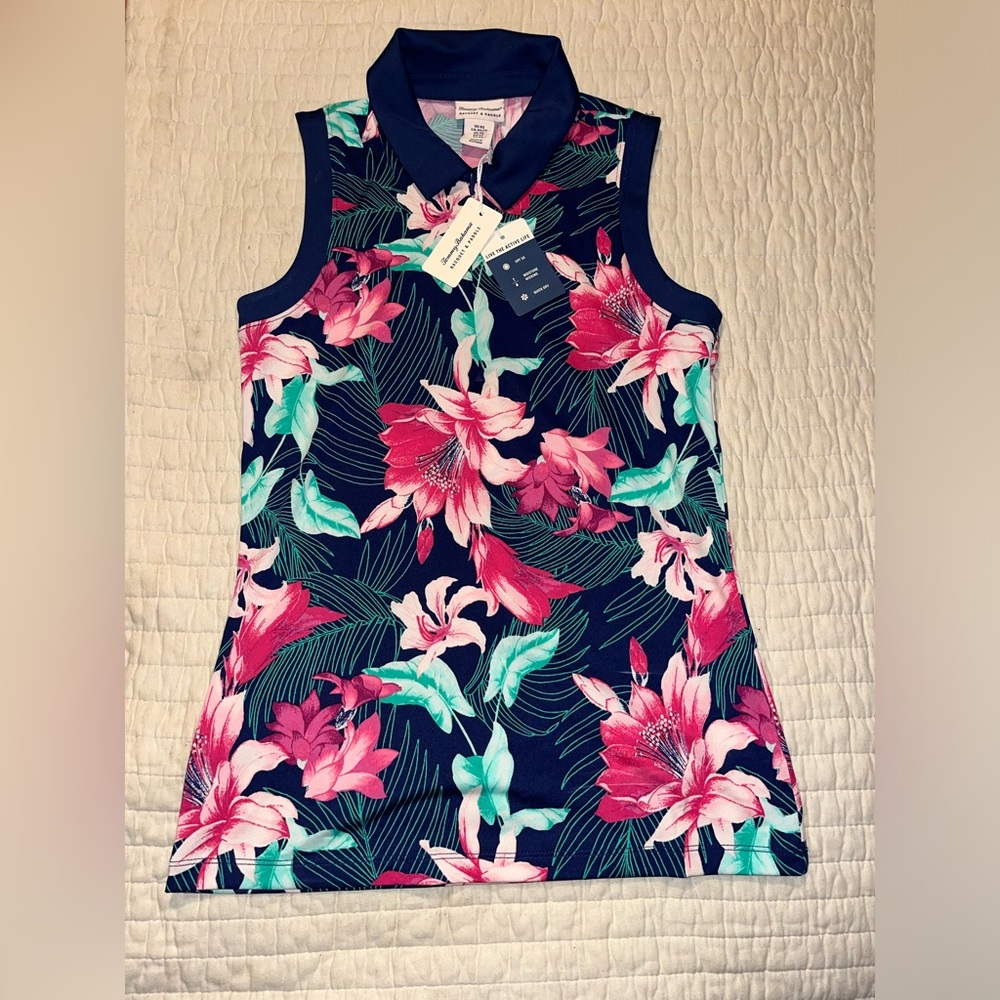 Tommy Bahama Racquet & Paddle Collared Sleeveless Too with Quarter Zip Size XS